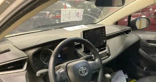 2021 Toyota Corolla LE FWD photo
