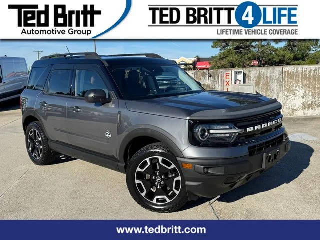 2021 Ford Bronco Sport Outer Banks 4WD photo