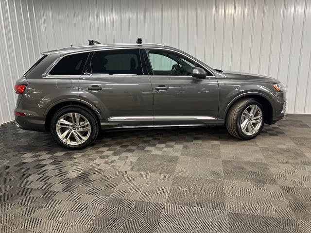 2021 Audi Q7 Premium AWD photo