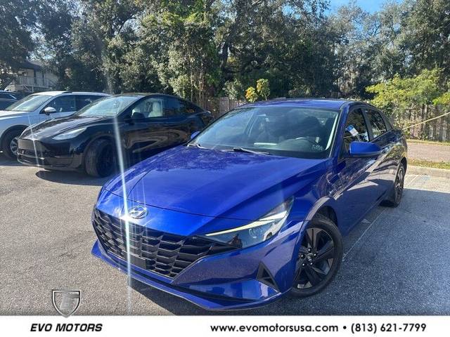 2021 Hyundai Elantra SEL FWD photo