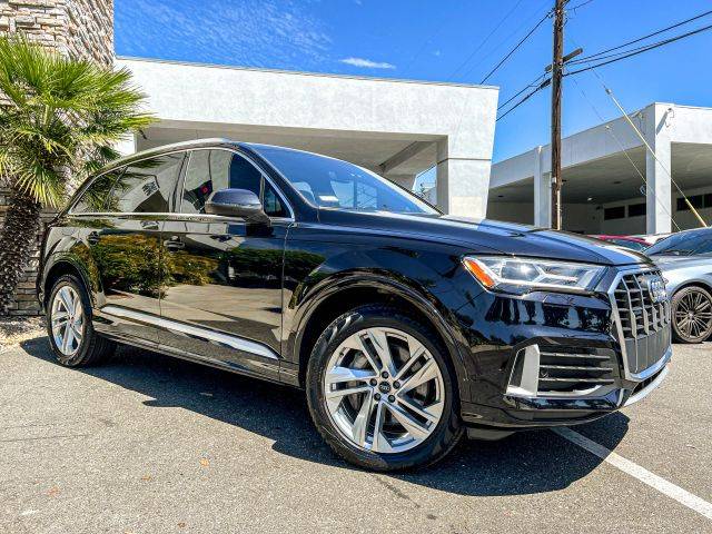 2021 Audi Q7 Premium Plus AWD photo