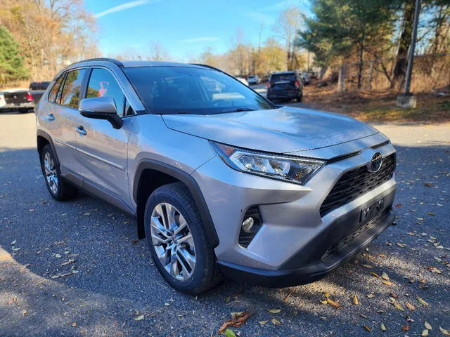 2021 Toyota RAV4 XLE Premium AWD photo