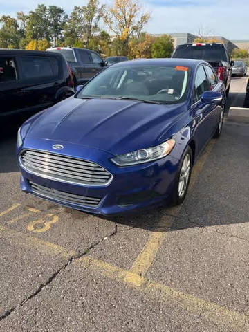 2015 Ford Fusion SE FWD photo