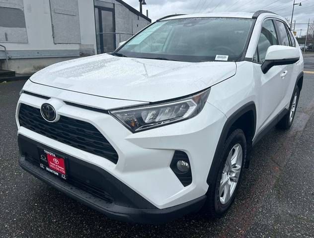2021 Toyota RAV4 XLE AWD photo