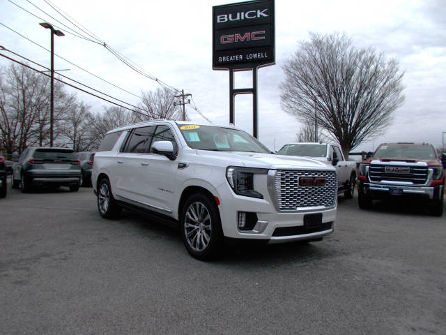 2021 GMC Yukon XL Denali 4WD photo