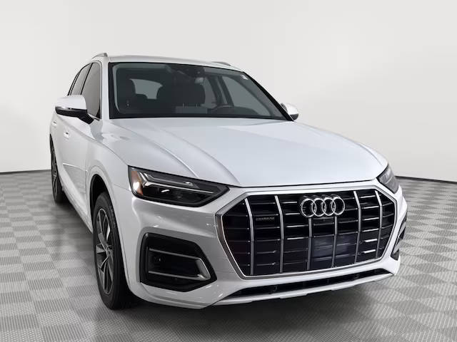 2021 Audi Q5 Premium Plus AWD photo