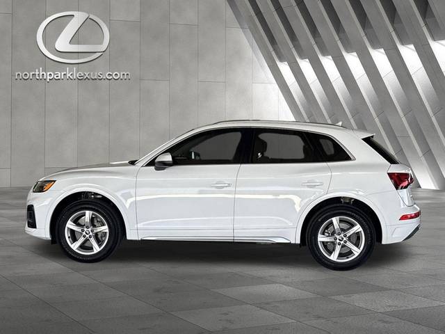 2021 Audi Q5 Premium AWD photo