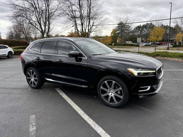 2021 Volvo XC60 Inscription AWD photo