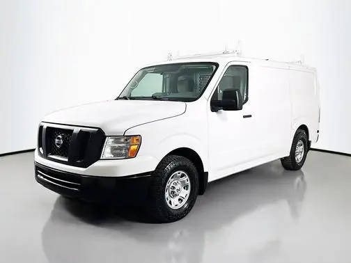 2021 Nissan SV RWD photo