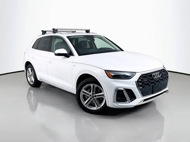2021 Audi Q5 Premium Plus AWD photo