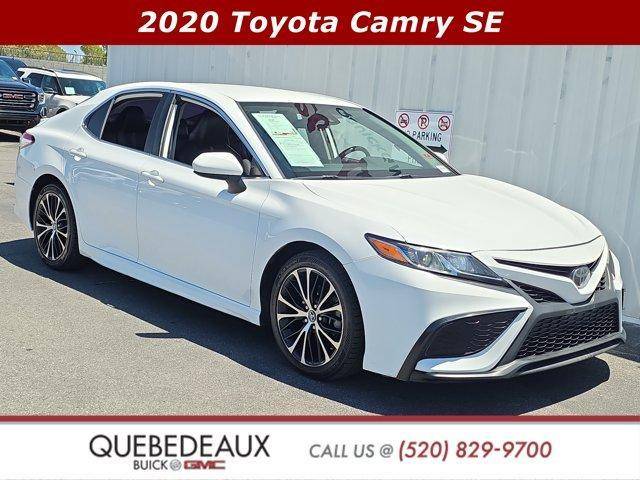2020 Toyota Camry SE FWD photo