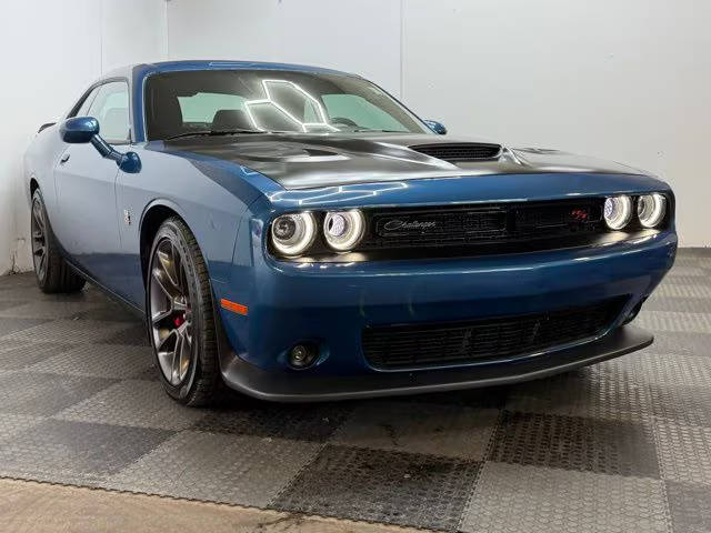 2021 Dodge Challenger R/T Scat Pack RWD photo