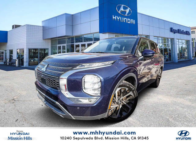 2022 Mitsubishi Outlander SE FWD photo