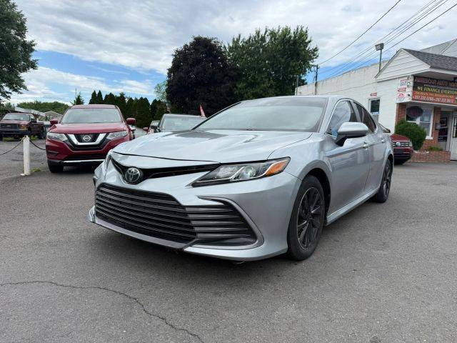 2021 Toyota Camry LE FWD photo