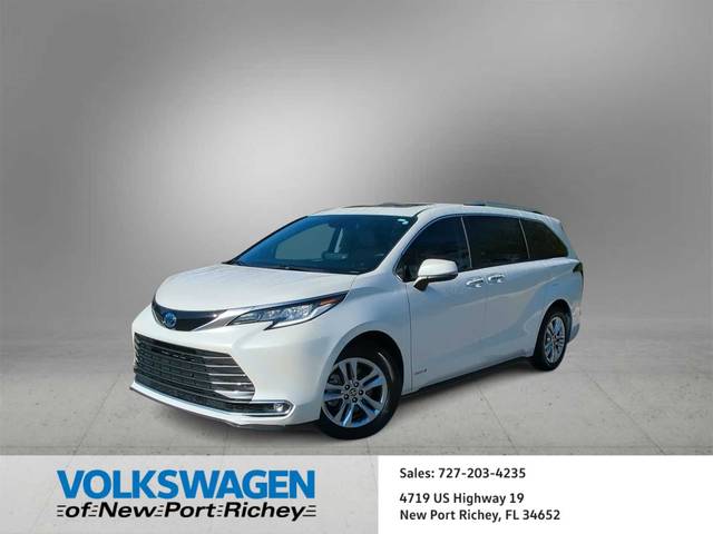 2021 Toyota Sienna Limited FWD photo