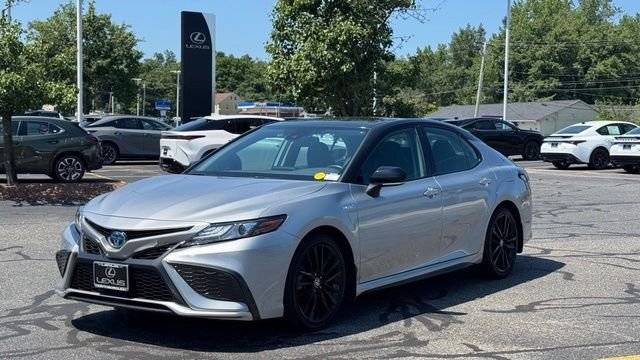 2021 Toyota Camry Hybrid XSE FWD photo