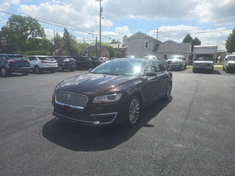 2020 Lincoln MKZ Standard FWD photo