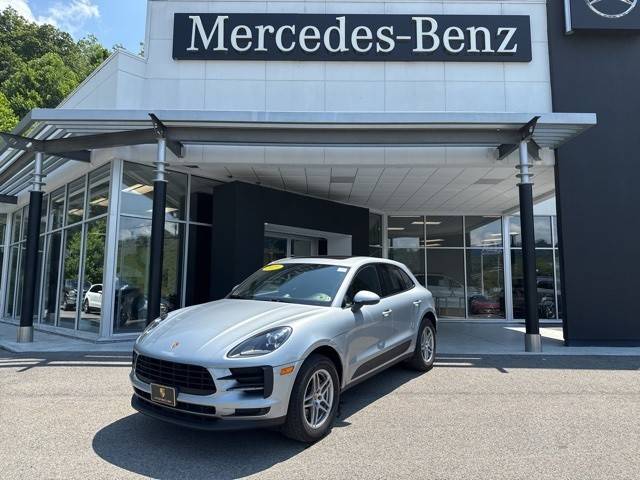 2021 Porsche Macan AWD photo