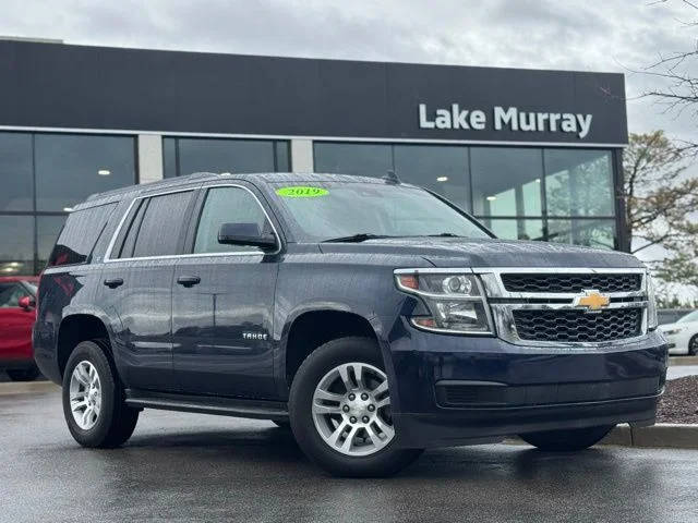 2019 Chevrolet Tahoe LT 4WD photo