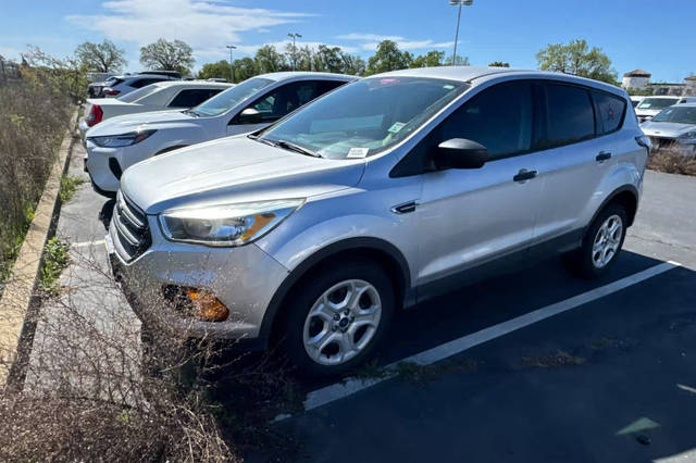 2017 Ford Escape S FWD photo