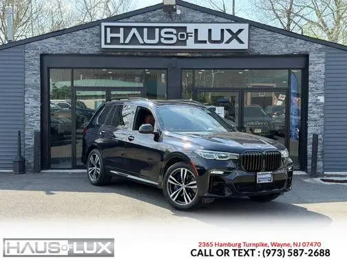 2021 BMW X7 M50i AWD photo