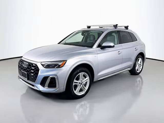 2021 Audi Q5 Premium Plus AWD photo