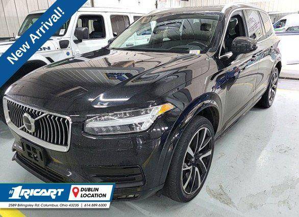 2021 Volvo XC90 Momentum AWD photo