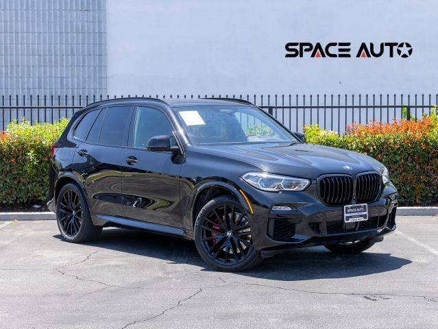 2021 BMW X5 M50i AWD photo
