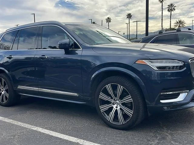 2021 Volvo XC90 Inscription AWD photo