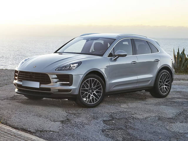 2021 Porsche Macan  AWD photo