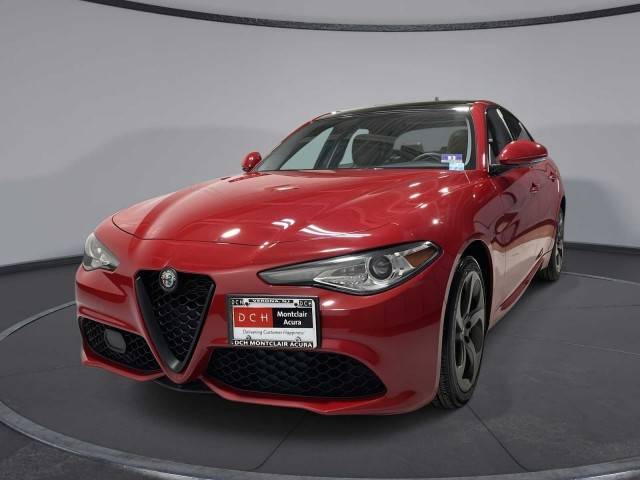 2019 Alfa Romeo Giulia Sport AWD photo