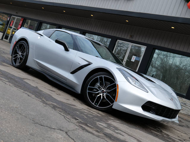 2015 Chevrolet Corvette 1LT RWD photo