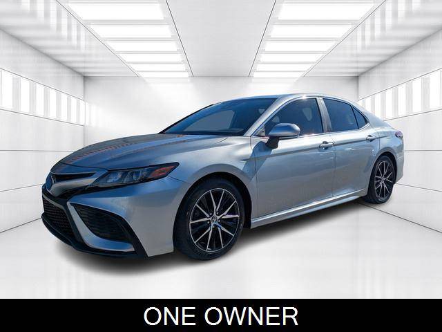2021 Toyota Camry SE AWD photo