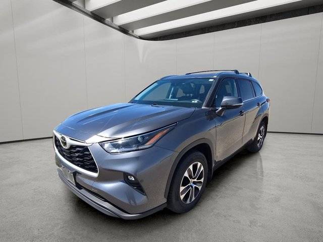 2021 Toyota Highlander XLE AWD photo