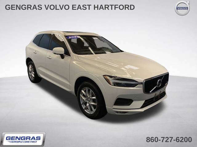 2021 Volvo XC60 Momentum AWD photo