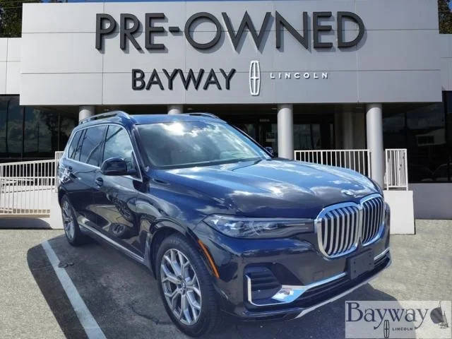 2021 BMW X7 xDrive40i AWD photo