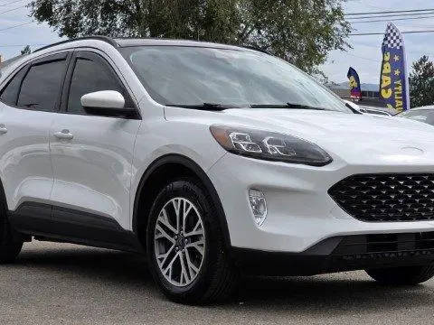 2021 Ford Escape SEL AWD photo