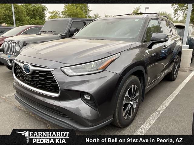 2021 Toyota Highlander Hybrid XLE AWD photo