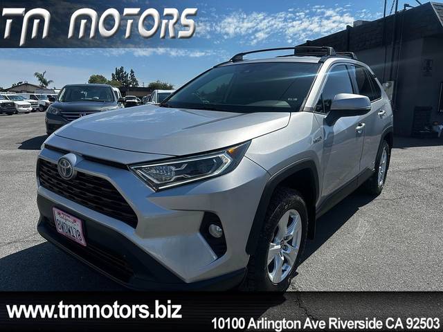 2021 Toyota RAV4 Hybrid XLE AWD photo