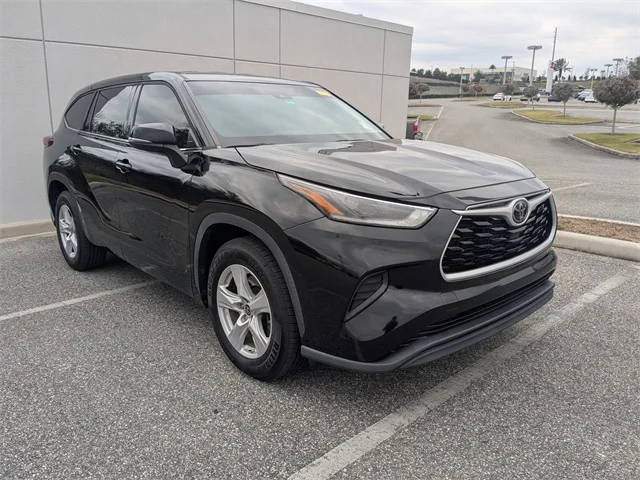 2021 Toyota Highlander L FWD photo