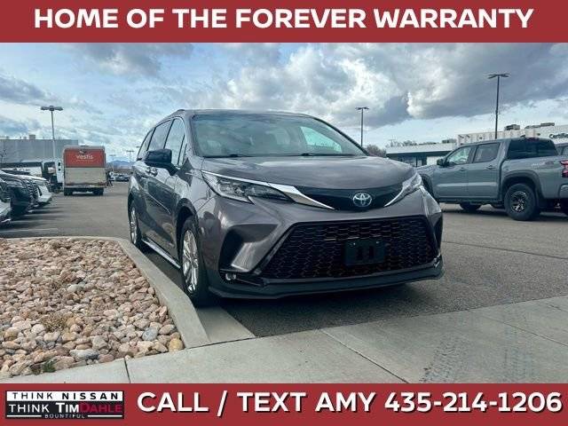 2021 Toyota Sienna XSE AWD photo