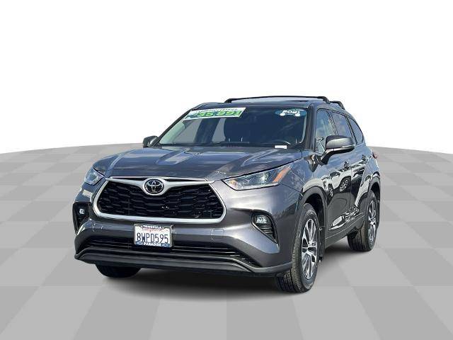 2021 Toyota Highlander XLE FWD photo