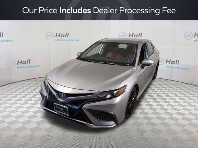 2021 Toyota Camry Hybrid XSE FWD photo