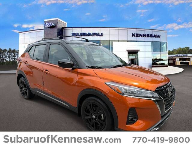2021 Nissan Kicks SR FWD photo