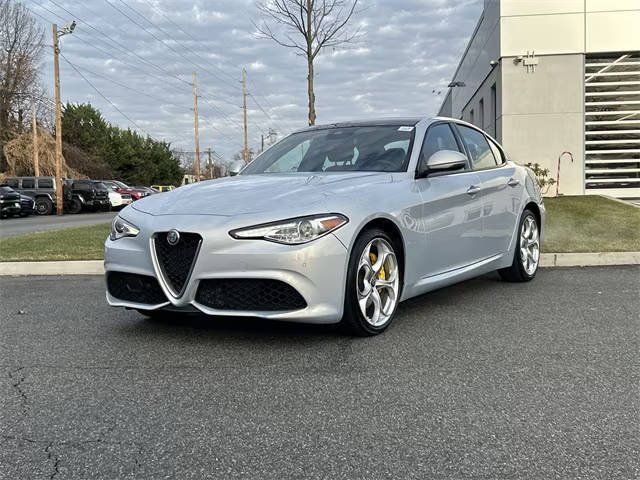 2021 Alfa Romeo Giulia Ti Sport AWD photo