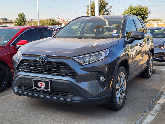 2021 Toyota RAV4 XLE Premium FWD photo