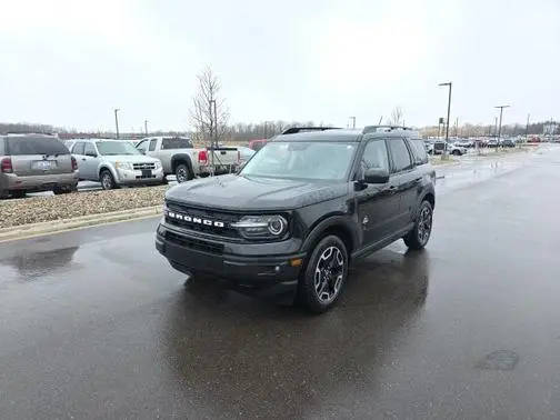 2021 Ford Bronco Sport Outer Banks 4WD photo
