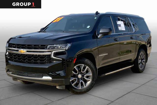 2021 Chevrolet Suburban LS 4WD photo