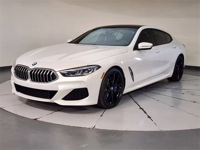 2022 BMW 8 Series 840i RWD photo