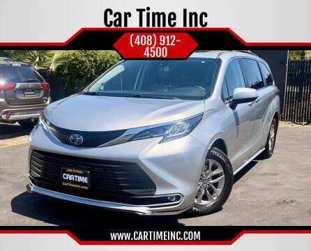 2021 Toyota Sienna XLE FWD photo
